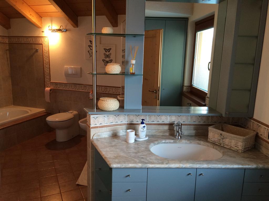 Casa Lucia Apartment Isolaccia Room photo
